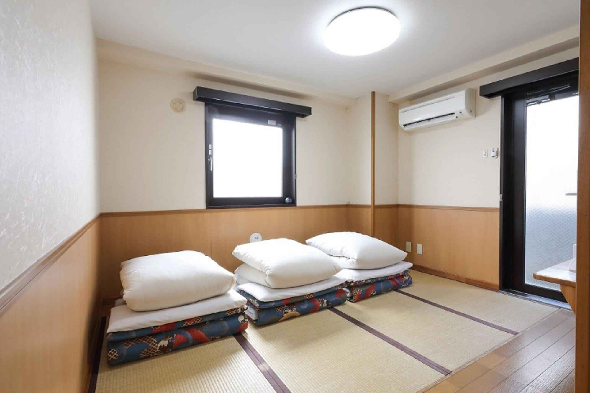 Japanskt värdshus (ryokan) Chang Tee Ikebukuro